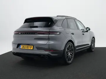 PORSCHE Cayenne E-Hybrid