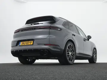 PORSCHE Cayenne E-Hybrid