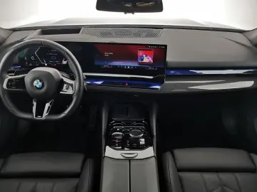 BMW 540d xDr.. M Sport Pro HUD PAN 360  H&K ACC AHK