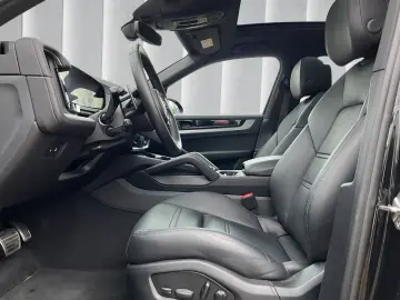 PORSCHE Cayenne S E-Hybrid Bose HUD Massage Pano 360
