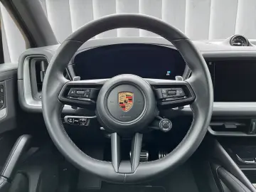 PORSCHE Cayenne S E-Hybrid Bose HUD Massage Pano 360