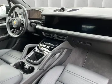 PORSCHE Cayenne S E-Hybrid Bose HUD Massage Pano 360