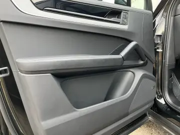 PORSCHE Cayenne S E-Hybrid Bose HUD Massage Pano 360
