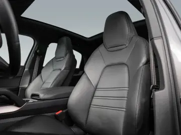 PORSCHE Cayenne S Coupe HeadUp InnoDrive Beifahrerdispla