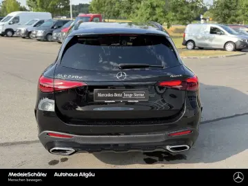 MERCEDES-BENZ GLC 220 d 4M AMG Night 20' Standh…