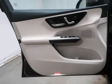 MERCEDES-BENZ GLC 200 4M