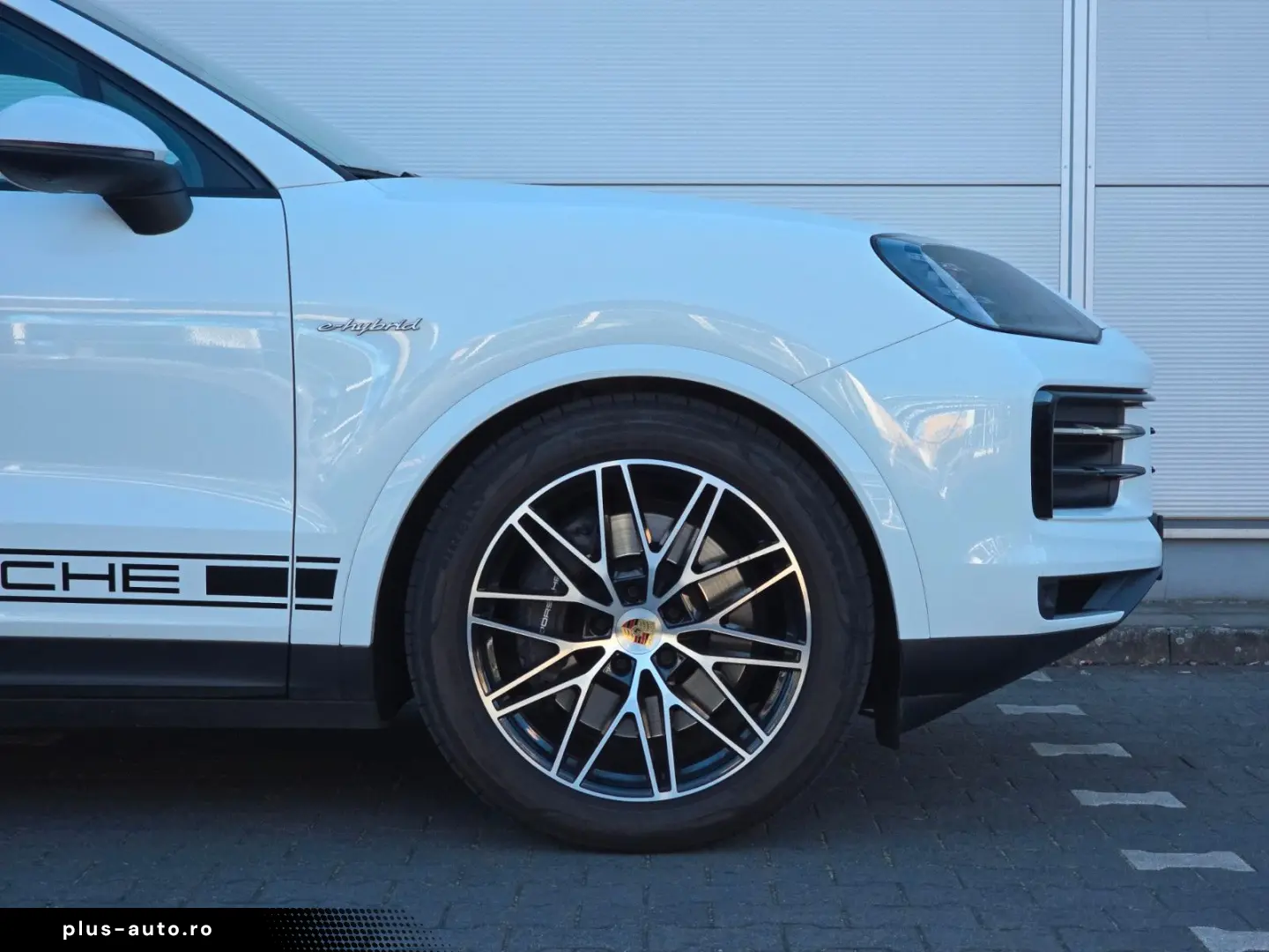 PORSCHE Cayenne Coupe E-Hybrid (Porsche Approved)