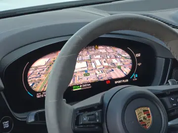 PORSCHE Cayenne Coupe E-Hybrid (Porsche Approved)