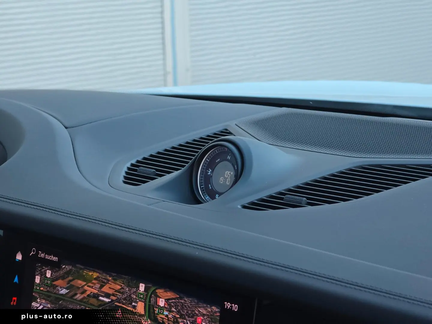 PORSCHE Cayenne Coupe E-Hybrid (Porsche Approved)