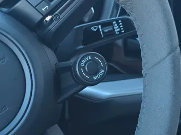 PORSCHE Cayenne Coupe E-Hybrid (Porsche Approved)