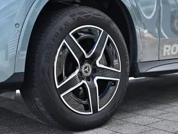 MERCEDES-BENZ GLC 300 de 4M AMG Sport Distr. LED