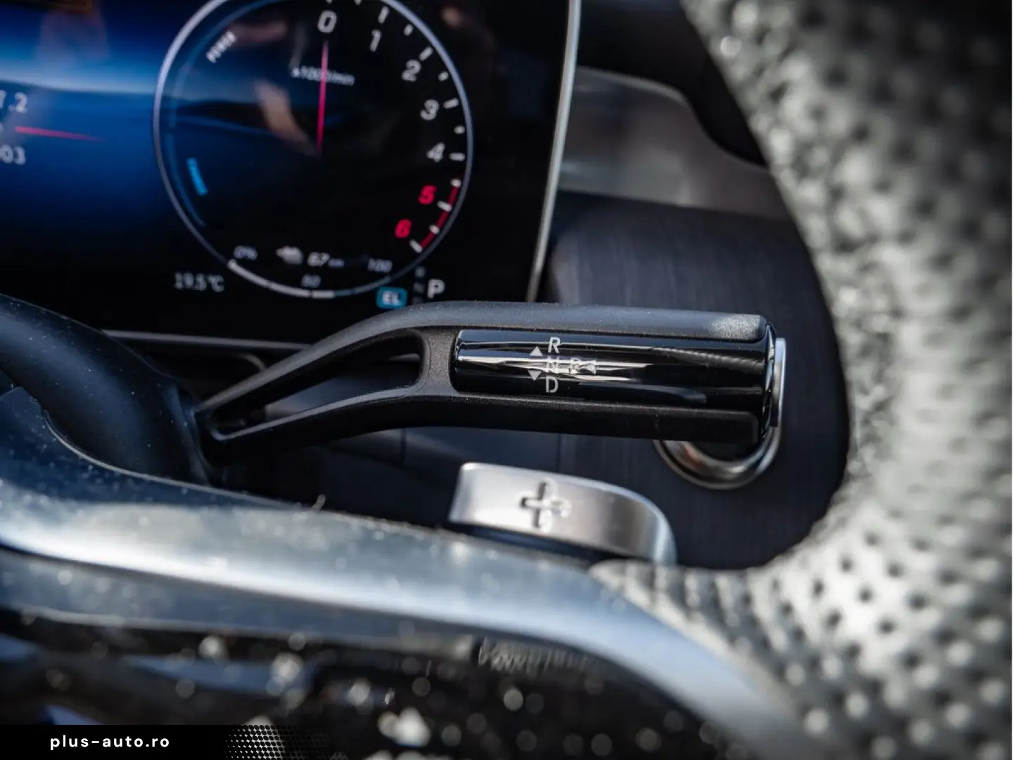 MERCEDES-BENZ GLC 300 de 4M AMG Sport Distr. LED
