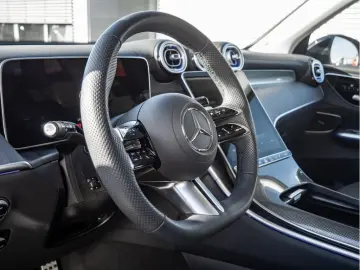MERCEDES-BENZ GLC 300 de 4M AMG Sport Distr. LED