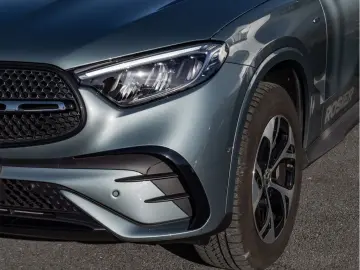 MERCEDES-BENZ GLC 300 de 4M AMG Sport Distr. LED