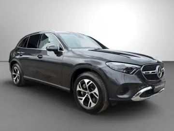 MERCEDES-BENZ GLC 300 de 4M Avantgarde AHK Massage Airmatic
