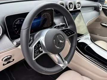 MERCEDES-BENZ GLC 300 de 4M Avantgarde AHK Massage Airmatic