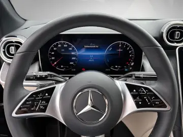 MERCEDES-BENZ GLC 300 de 4M Avantgarde AHK Massage Airmatic