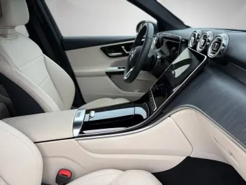 MERCEDES-BENZ GLC 300 de 4M Avantgarde AHK Massage Airmatic