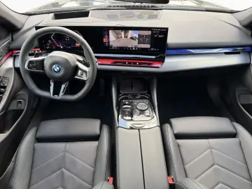 BMW 550e xDr Lim M SPORT