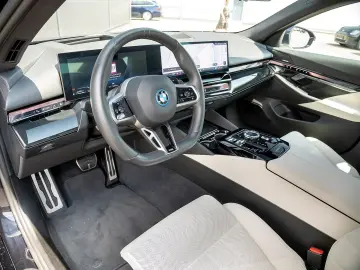 BMW 550e xDrive Lim. M Sport