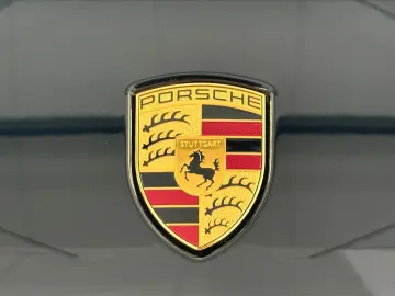 PORSCHE Cayenne S Coupe 4 1 Luft AHK Matrix Bose STHZ...