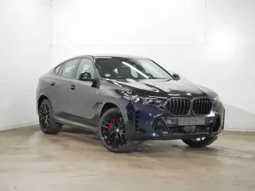 BMW X6 xDrive30d M Sport Pro AHK Iconic Glow Panorama