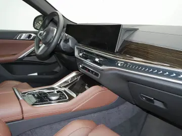 BMW X6 xDrive30d M Sport Pro AHK Iconic Glow Panorama