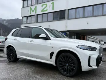 BMW X5 xDrive30d M Sport Panoramadach ICONIC