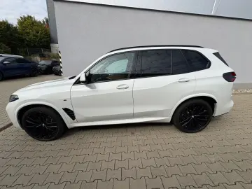 BMW X5 xDrive30d M Sport Panoramadach ICONIC