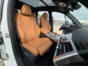 BMW X5 xDrive30d M Sport Panoramadach ICONIC