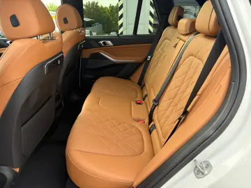 BMW X5 xDrive30d M Sport Panoramadach ICONIC
