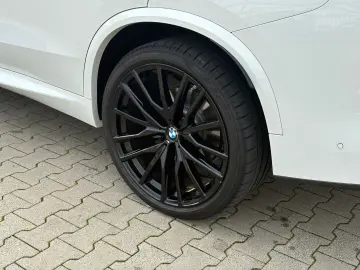 BMW X5 xDrive30d M Sport Panoramadach ICONIC