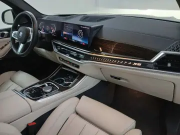 BMW X5 30 d xDrive M Sport Panorama AHK StHz Individ