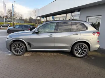 BMW X5 xDrive 30d AHK M Sport pro Panorama
