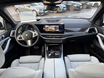 BMW X5 xDrive 30d AHK M Sport pro Panorama