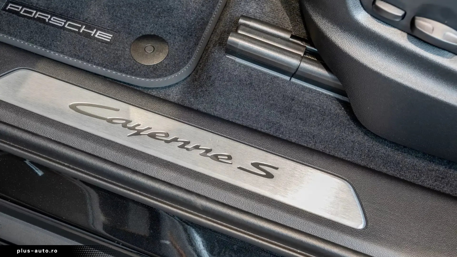 Porsche Cayenne S Coupe