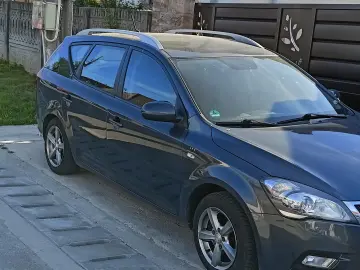 Kia cee'd   Ceed