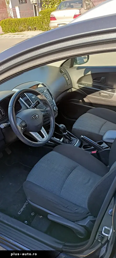 Kia cee'd   Ceed