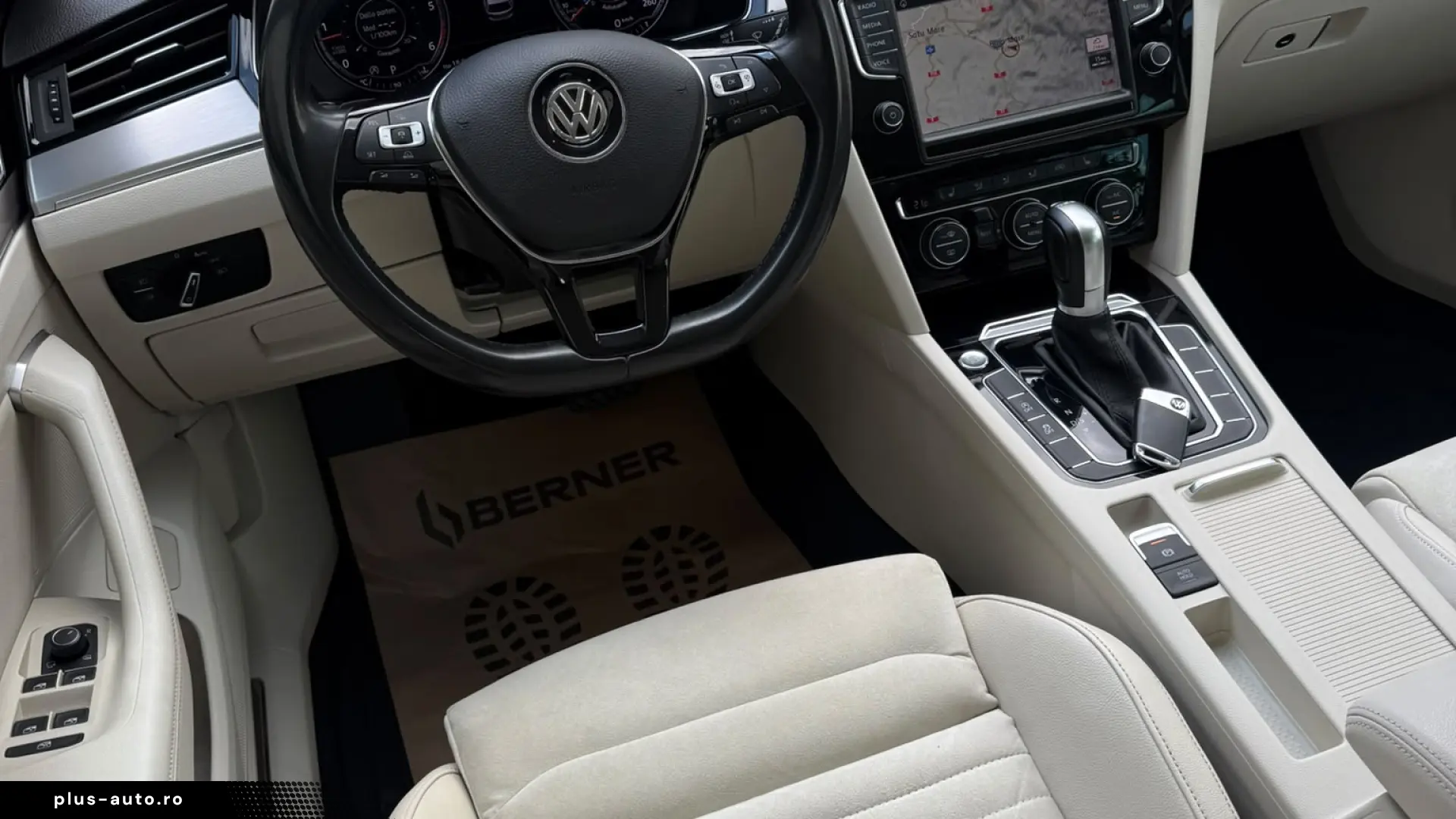 VOLKSWAGEN PASSAT R LINE