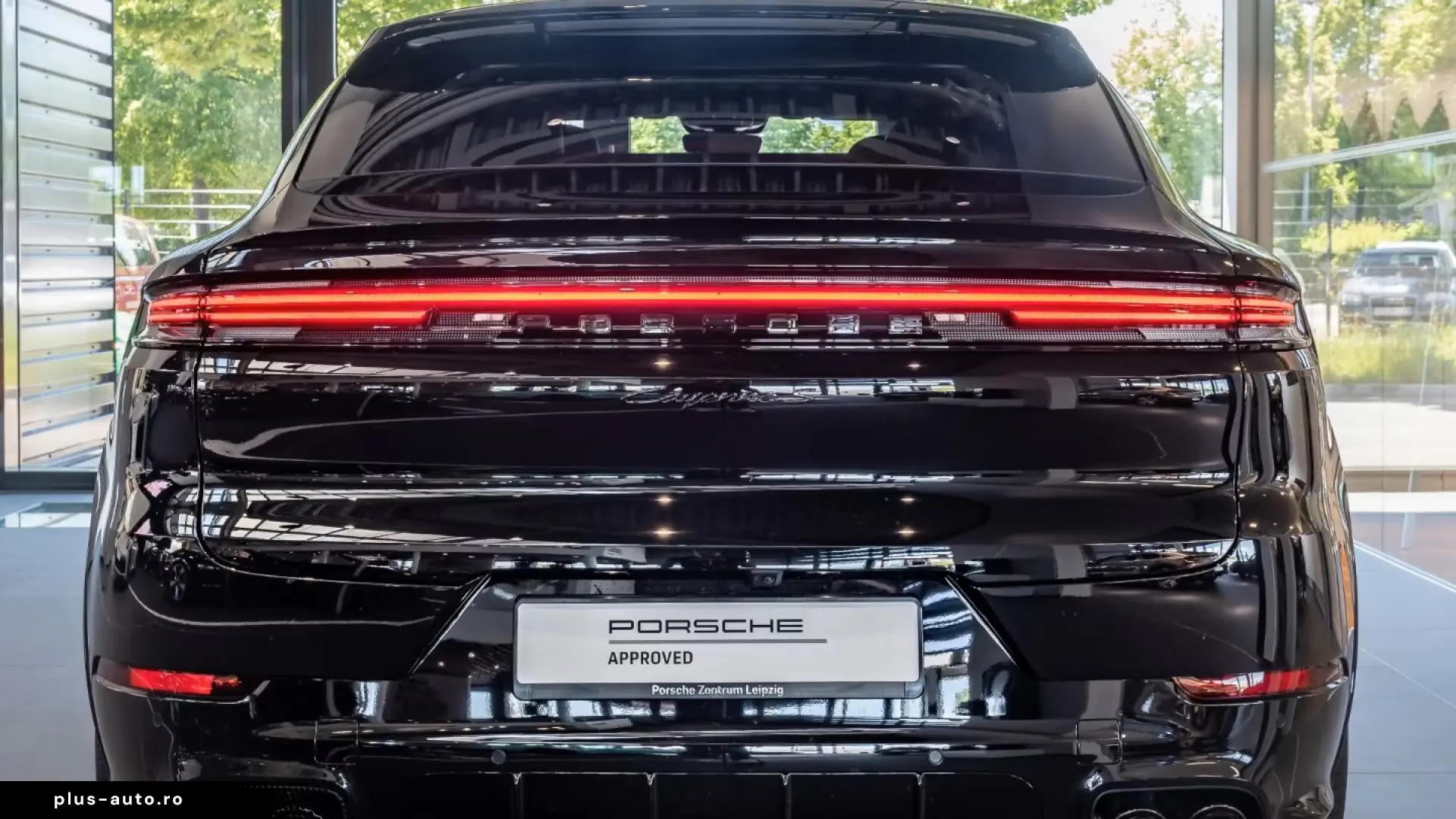 Porsche Cayenne S E-Hybrid Coupe Black Edition