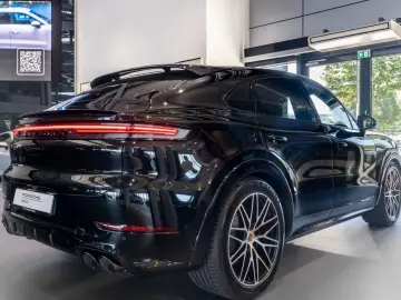 Porsche Cayenne S E-Hybrid Coupe Black Edition