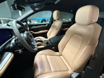 PORSCHE Cayenne 3.0 V6 Tiptronic Approved Coupe Pano