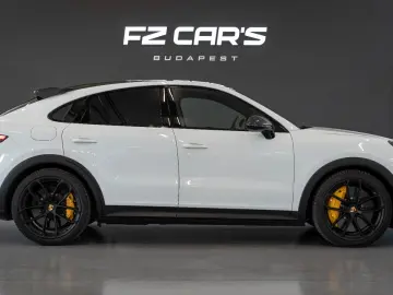 PORSCHE Cayenne Turbo GT