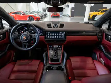 PORSCHE Cayenne Turbo GT