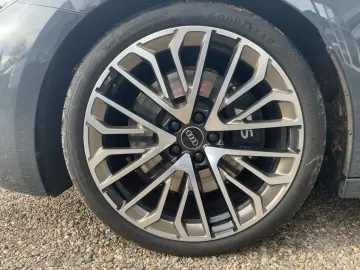 AUDI S5 Avant edition one PANO B&O TechPro