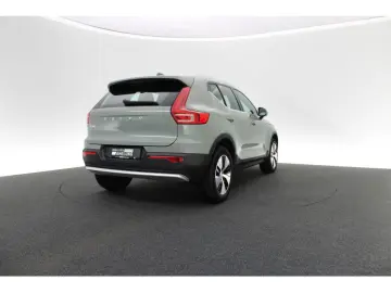 VOLVO XC40 T4 Core PDC FACEL. LED SHZ KAMERA STANDHZ