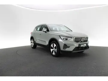 VOLVO XC40 T4 Core PDC FACEL. LED SHZ KAMERA STANDHZ
