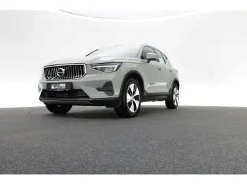VOLVO XC40 T4 Core PDC FACEL. LED SHZ KAMERA STANDHZ