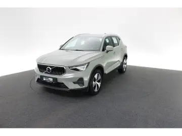 VOLVO XC40 T4 Core PDC FACEL. LED SHZ KAMERA STANDHZ