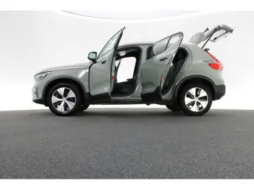 VOLVO XC40 T4 Core PDC FACEL. LED SHZ KAMERA STANDHZ